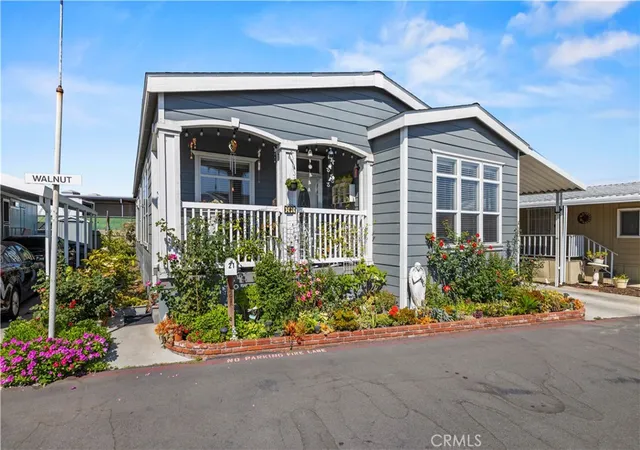 Photo 1 of Sale Pending at 21 Walnut, Anaheim, CA 92801 | MLS# SR25193685 | Listing updated on 2025-11-11