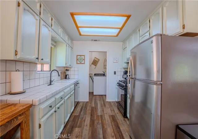 2nd image of 33301 Road 233, North Fork, CA 93643 | MLS# SR25174550
