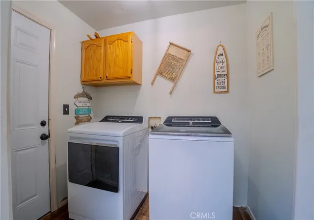 3rd image of 33301 Road 233, North Fork, CA 93643 | MLS# SR25174550