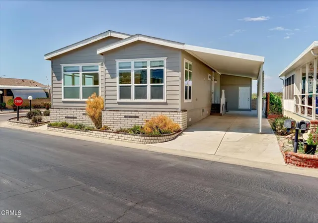 5th image of 5540 W 5Th St #1, Oxnard, CA 93035 | MLS# V1-32026