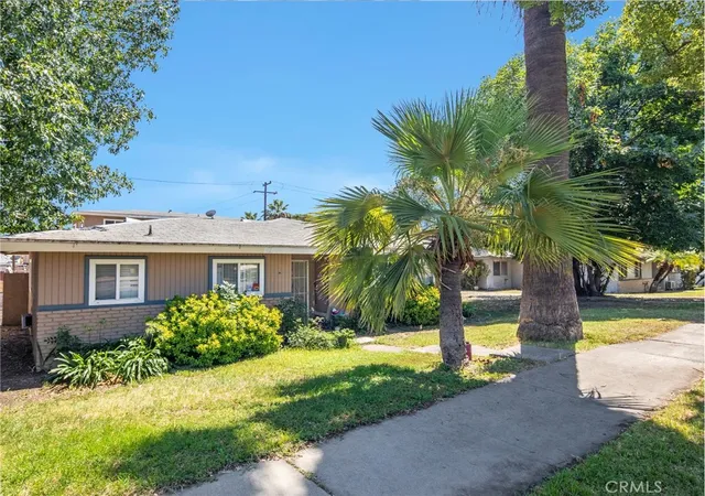 Photo 3 of Sale Pending at 1147 W D St, Ontario, CA 91762 | MLS# CV25194518 | Listing updated on 2026-01-08