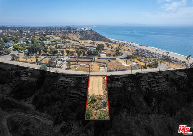 Photo 3 of Sale Pending at 437 Puerto Del Mar, Pacific Palisades, CA 90272 | MLS# 25584001 | Listing updated on 2026-09-07