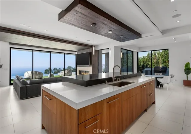 2nd image of 2935 Vista Del Mar, Rancho Palos Verdes, CA 90275 | MLS# SB25194384