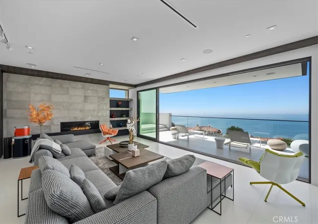 5th image of 2935 Vista Del Mar, Rancho Palos Verdes, CA 90275 | MLS# SB25194384