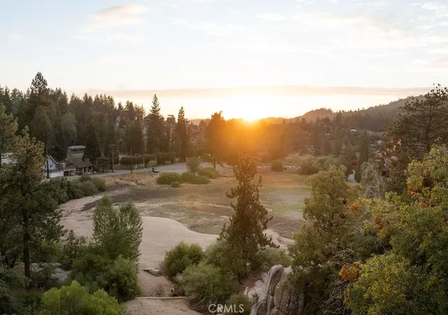 1st image of 10 Sierra View Dr, Arrowbear, CA 92382 | MLS# PW25194528