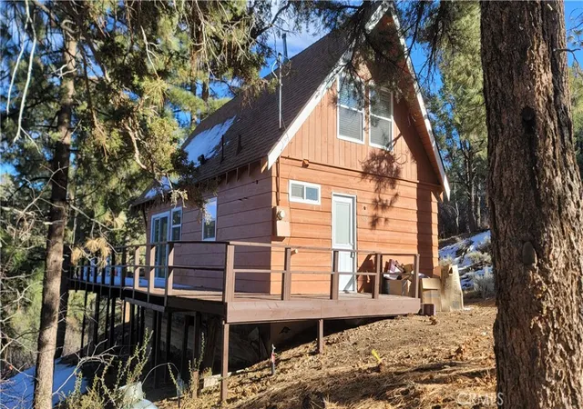 Homes for sale in Big Bear City, CA | 576 S Marlowe Dr, Big Bear City, CA 92314 | MLS# IV25194118