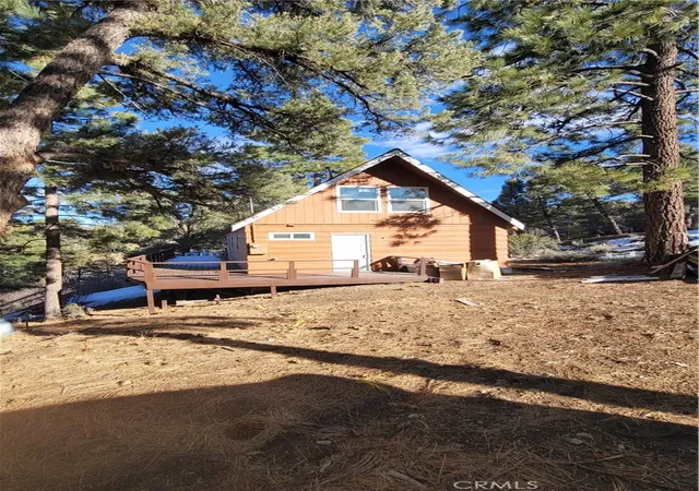 Homes for sale in Big Bear City, CA | 576 S Marlowe Dr, Big Bear City, CA 92314 | MLS# IV25194118