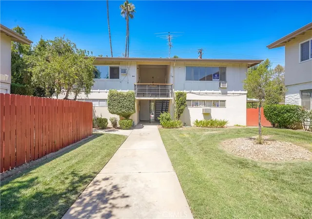1st image of 163 N Center St, Redlands, CA 92373 | MLS# PW25193798