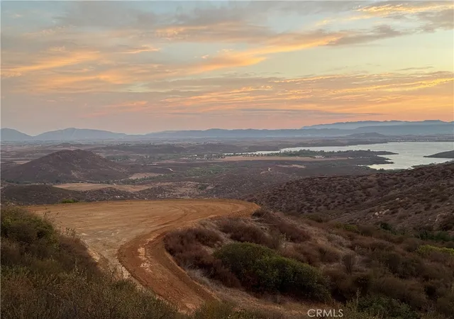 4th image of 0 Lake Summit Dr, Temecula, CA 92592 | MLS# SW25195248