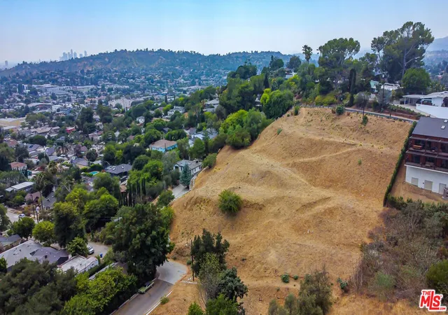 5th image of 1476 N Ave 57, Los Angeles, CA 90042 | MLS# 25585103