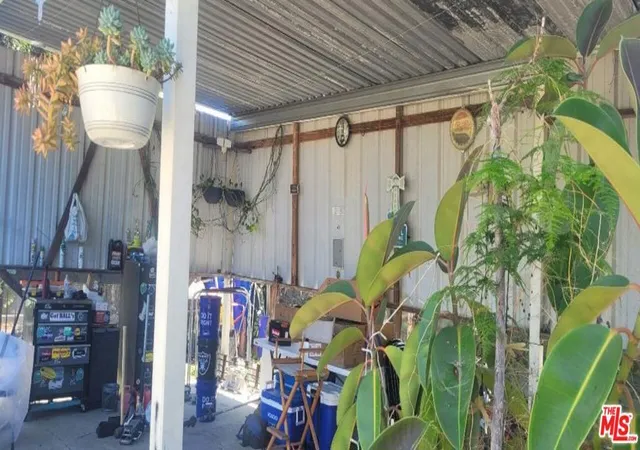 3rd image of 5102 Cimarron St, Los Angeles, CA 90062 | MLS# 25584081