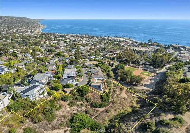4th image of 455 Bonvue Terrace, Laguna Beach, CA 92651 | MLS# LG25194171