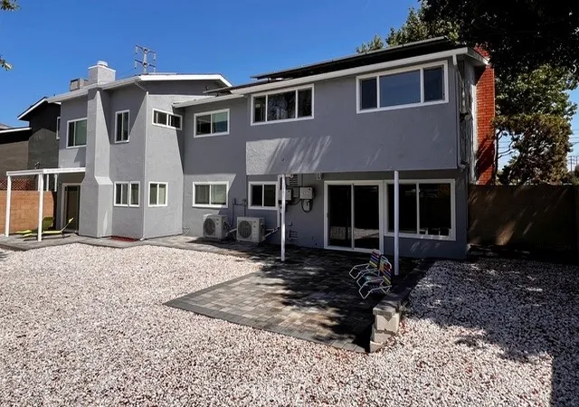 3rd image of 1514 E Maple Ave, El Segundo, CA 90245 | MLS# SB25195241