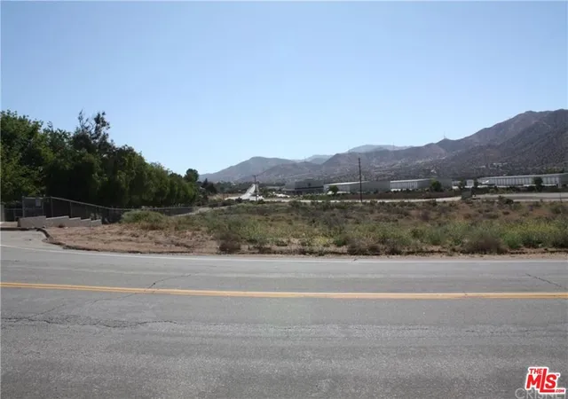 1st image of 0 Vac/cor Soledad Canyon R, Acton, CA 93510 | MLS# 25585671