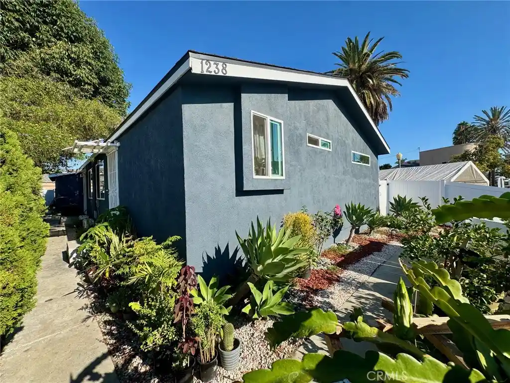 Photo 1 of Multi family home for sale at 1238 Magnolia Ave, Long Beach, CA 90813 | MLS# DW25177849 | Listing updated on 2026-10-10