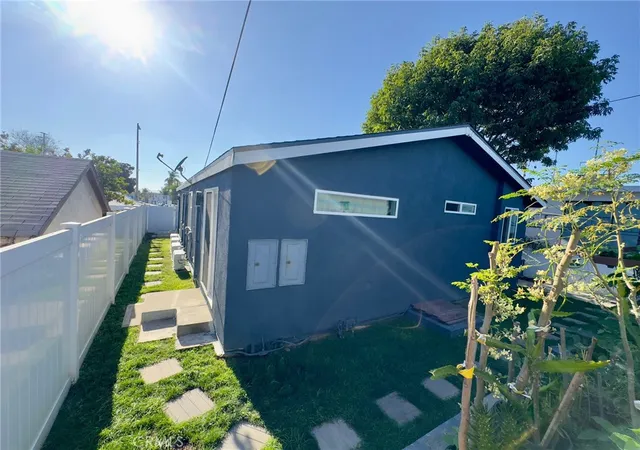 Homes for sale in Long Beach, CA | 1238 Magnolia Ave, Long Beach, CA 90813 | MLS# DW25177849