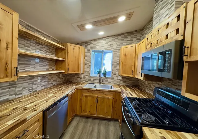 Homes for sale in Long Beach, CA | 1238 Magnolia Ave, Long Beach, CA 90813 | MLS# DW25177849