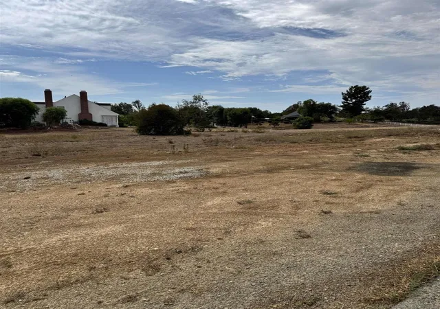 1st image of 0 Green Tree Rd, Temecula, CA 92592 | MLS# 250037799SD