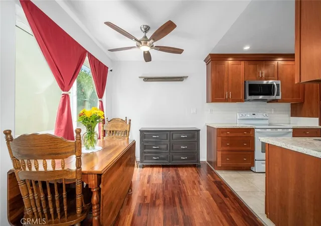Photo 1 of Sale Pending at 725 Coronado Ave #103, Long Beach, CA 90804 | MLS# PW25196864 | Listing updated on 2026-04-01