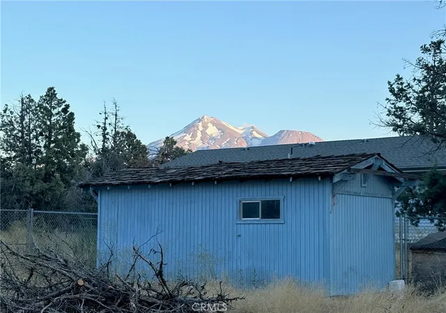29th image of 13409 County Hwy A 12, Montague, CA 96064 | MLS# SN25192800
