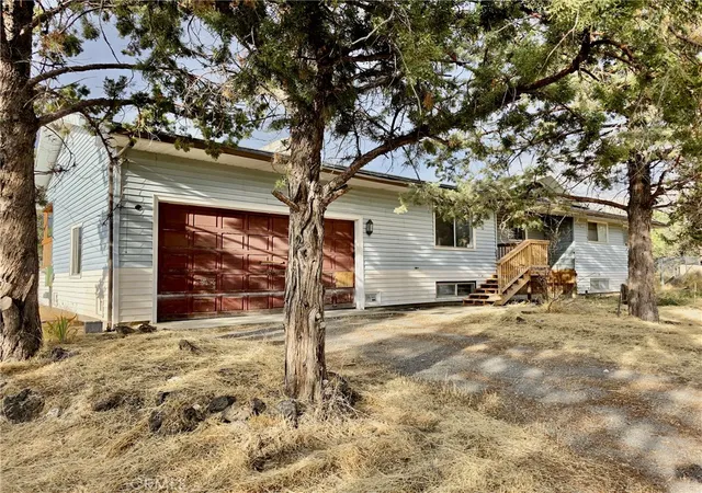 3rd image of 13409 County Hwy A-12, Montague, CA 96064 | MLS# SN25192800