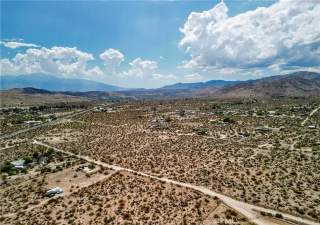 2nd image of 1 Polaris, Morongo Valley, CA 92256 | MLS# RS25195860