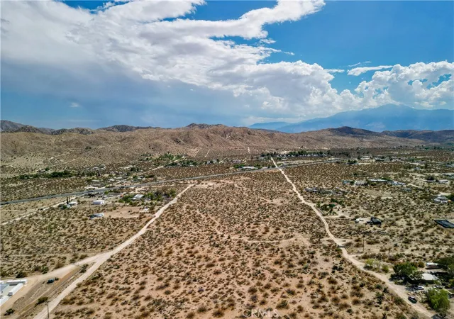 3rd image of 1 Polaris, Morongo Valley, CA 92256 | MLS# RS25195860