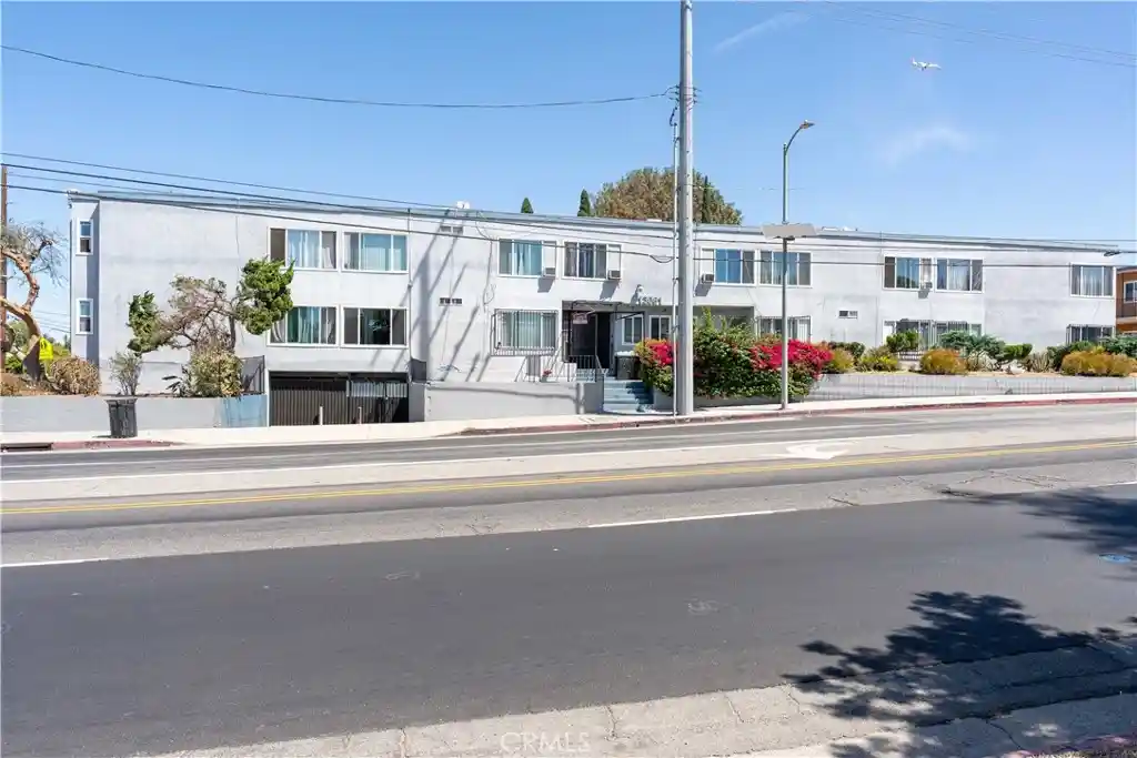Photo 1 of Sale Pending at 13061 Vanowen St, North Hollywood, CA 91605 | MLS# SR25197789 | Listing updated on 2026-08-05