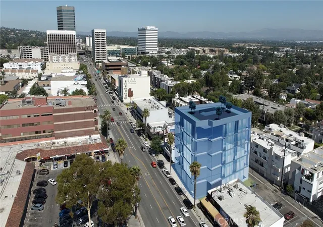 Photo 1 of Sale Pending at 15027 Ventura Blvd, Sherman Oaks, CA 91403 | MLS# SR25198366 | Listing updated on 2025-11-18