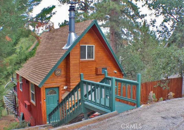 1st image of 556 Villa Grove Ave, Big Bear City, CA 92314 | MLS# PW25198629