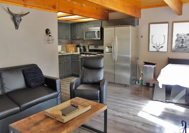 5th image of 556 Villa Grove Ave, Big Bear City, CA 92314 | MLS# PW25198629