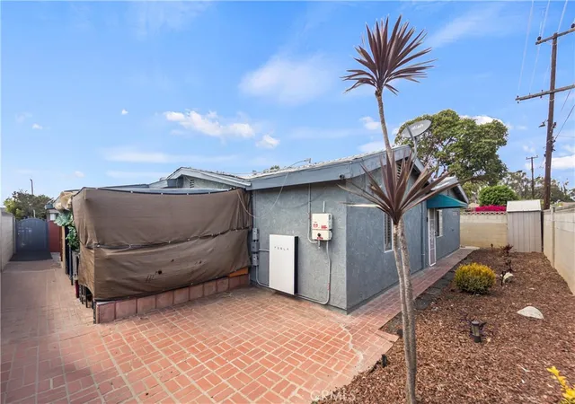Homes for sale in Carson, CA | 19202 Campaign Dr, Carson, CA 90746 | MLS# OC25198883