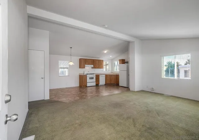 Homes for sale in San Marcos, CA | 1401 El Norte Parkway #34, San Marcos, CA 92069 | MLS# 250038113SD