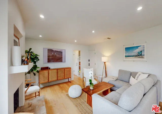 Homes for sale in Malibu, CA | 22626 Pacific Coast Hwy #22, Malibu, CA 90265 | MLS# 25588135