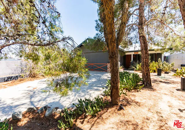 2nd image of 62033 Bonair Rd, Joshua Tree, CA 92252 | MLS# 25588159