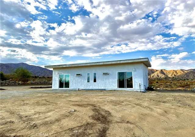 1st image of 9640 Lanning Ln, Morongo Valley, CA 92256 | MLS# JT25200144