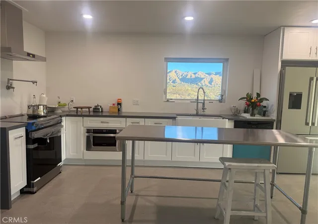 2nd image of 9640 Lanning Ln, Morongo Valley, CA 92256 | MLS# JT25200144