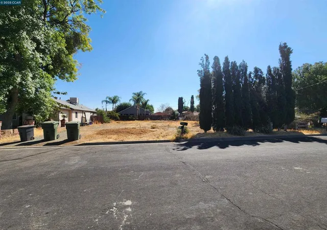 2nd image of 730 Bramhall, Brentwood, CA 94513 | MLS# 41110649