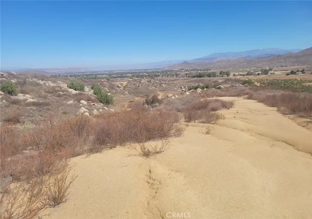2nd image of 0 Santa Fe, Hemet, CA 92543 | MLS# SW25201049