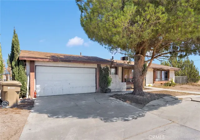1st image of 14720 Main St, Hesperia, CA 92345 | MLS# HD25201076