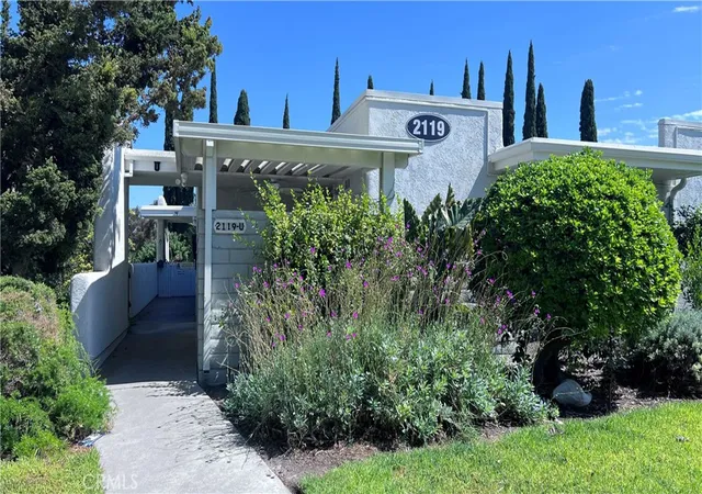 2nd image of 2119 Via Puerta #N, Laguna Woods, CA 92637 | MLS# PI25202518