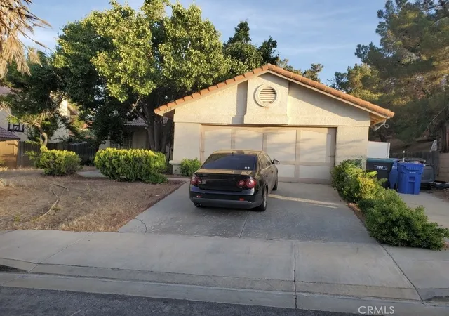 1st image of 3160 Crowne Dr, Palmdale, CA 92551 | MLS# DW25208254