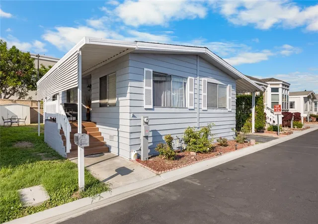 Photo 1 of Manufactured home for sale at 19127 Pioneer Blvd #9, Artesia, CA 90701 | MLS# DW25208445 | Listing updated on 2026-09-08