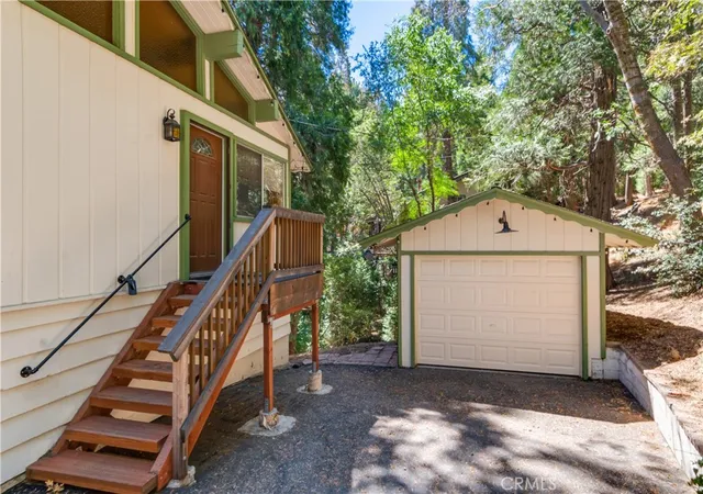 Photo 3 of Single family home for sale at 24514 Albrun, Crestline, CA 92325 | MLS# CV25208016 | Listing updated on 2026-09-15