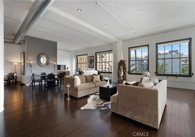 5th image of 1645 Vine #406, Hollywood, CA 90028 | MLS# SR25209452