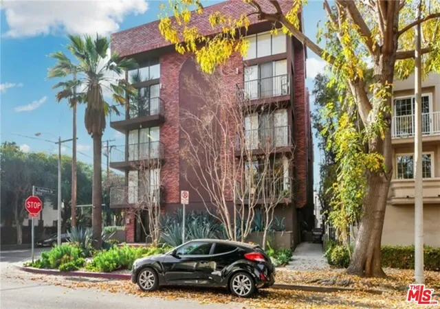 1st image of 869 S Wooster St #103, Los Angeles, CA 90035 | MLS# 25586875