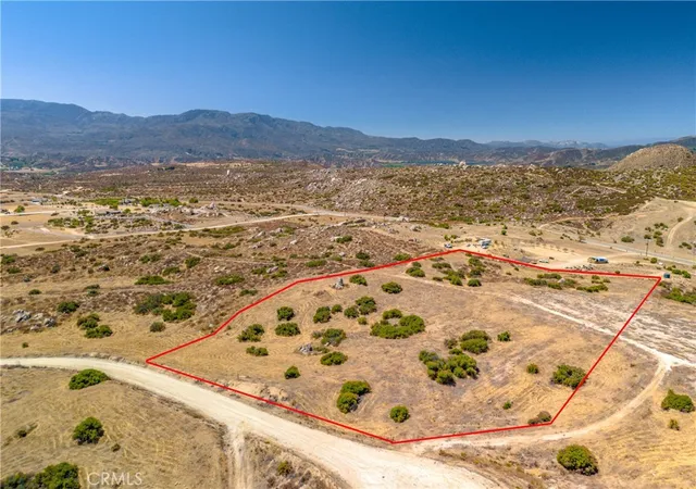 2nd image of 41185 Jojoba Hills Cir, Aguanga, CA 92536 | MLS# SW25207446