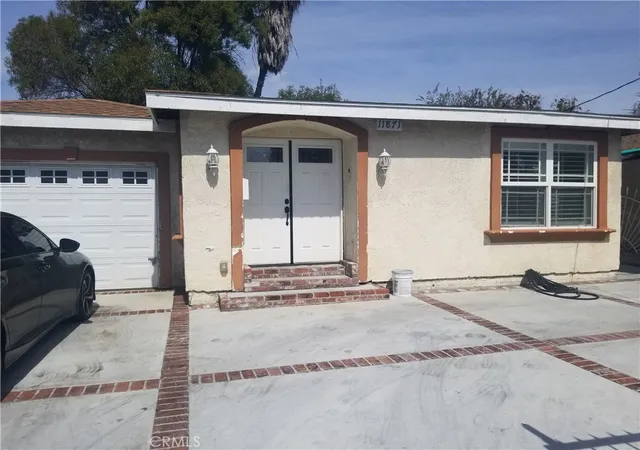 3rd image of 11871 162Nd, Norwalk, CA 90650 | MLS# MB25213636