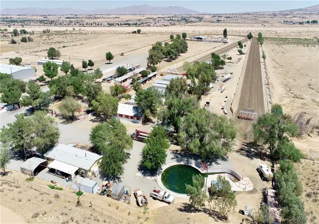 3rd image of 9983 Choiceana Ave, Hesperia, CA 92345 | MLS# HD25214265