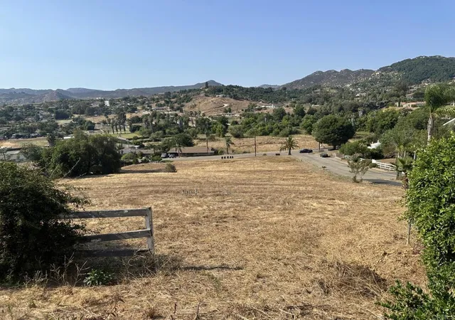 Photo 1 of Sale Pending at 3009 Reed Rd, Escondido, CA 92027 | MLS# NDP2508906 | Listing updated on 2026-09-30